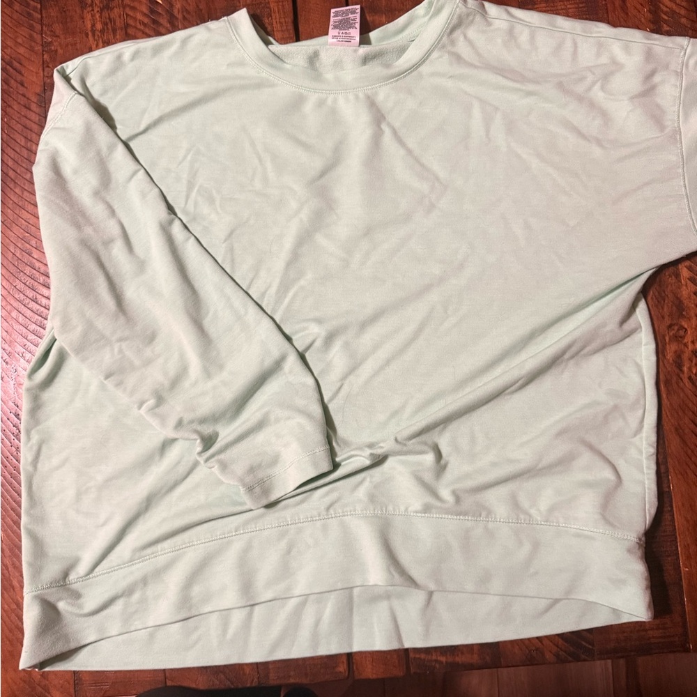 Avia Mint Green Crewneck Top